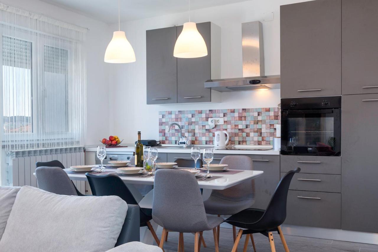 Apartment Kris بولا المظهر الخارجي الصورة