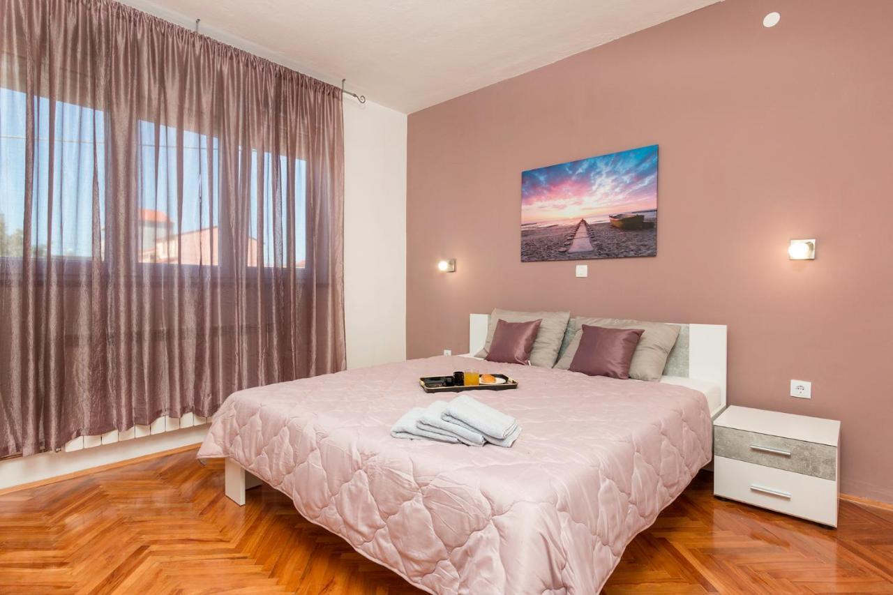 Apartment Kris بولا المظهر الخارجي الصورة