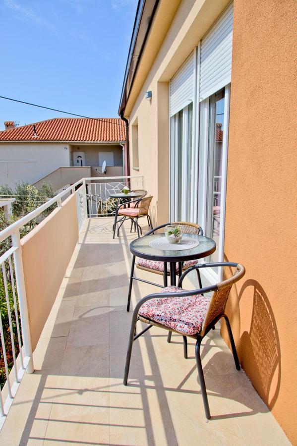 Apartment Kris بولا المظهر الخارجي الصورة